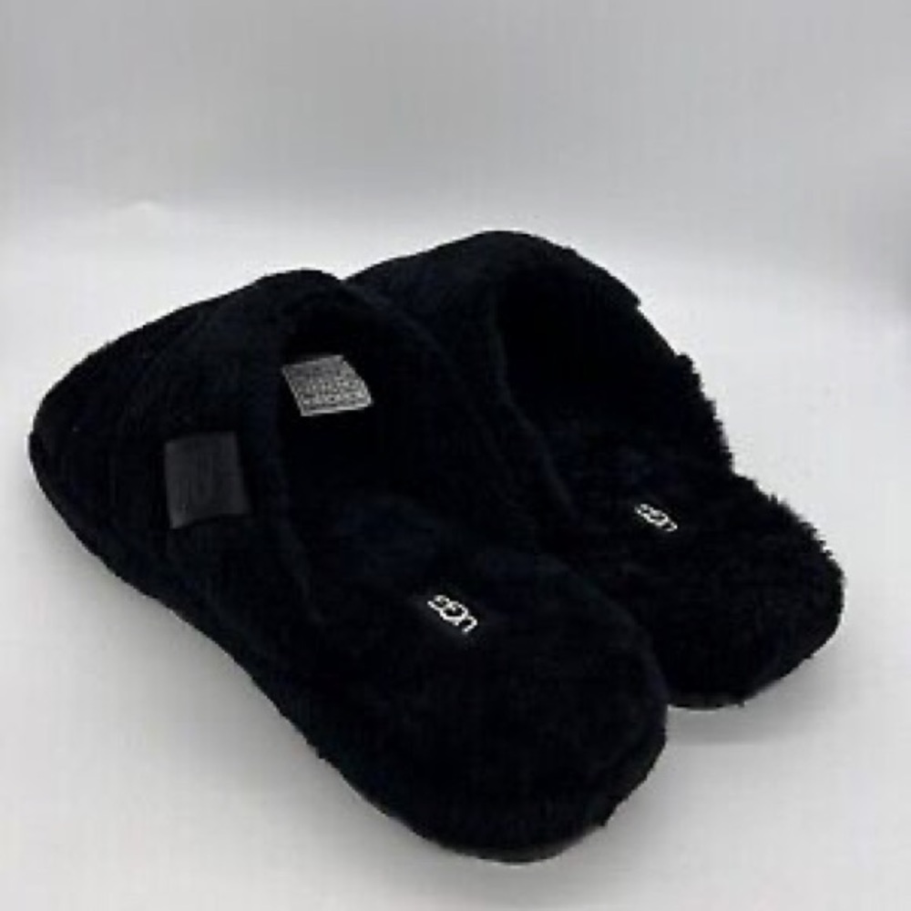 Ugg Fluff you slippers
